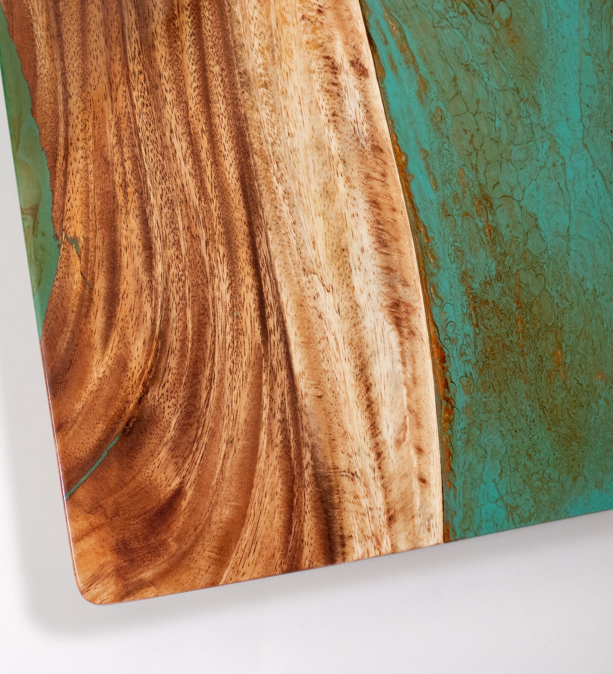 Elakai Outdoor Cornhole Boards 2ft x 4ft Resin & Wood Classic Cornhole Set | Live Edge River Collection
