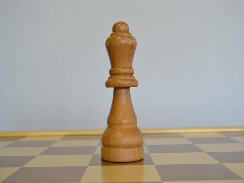 MegaChess 6 Inch Light Rubber Tree Queen Giant Chess Piece | | MegaChess.com