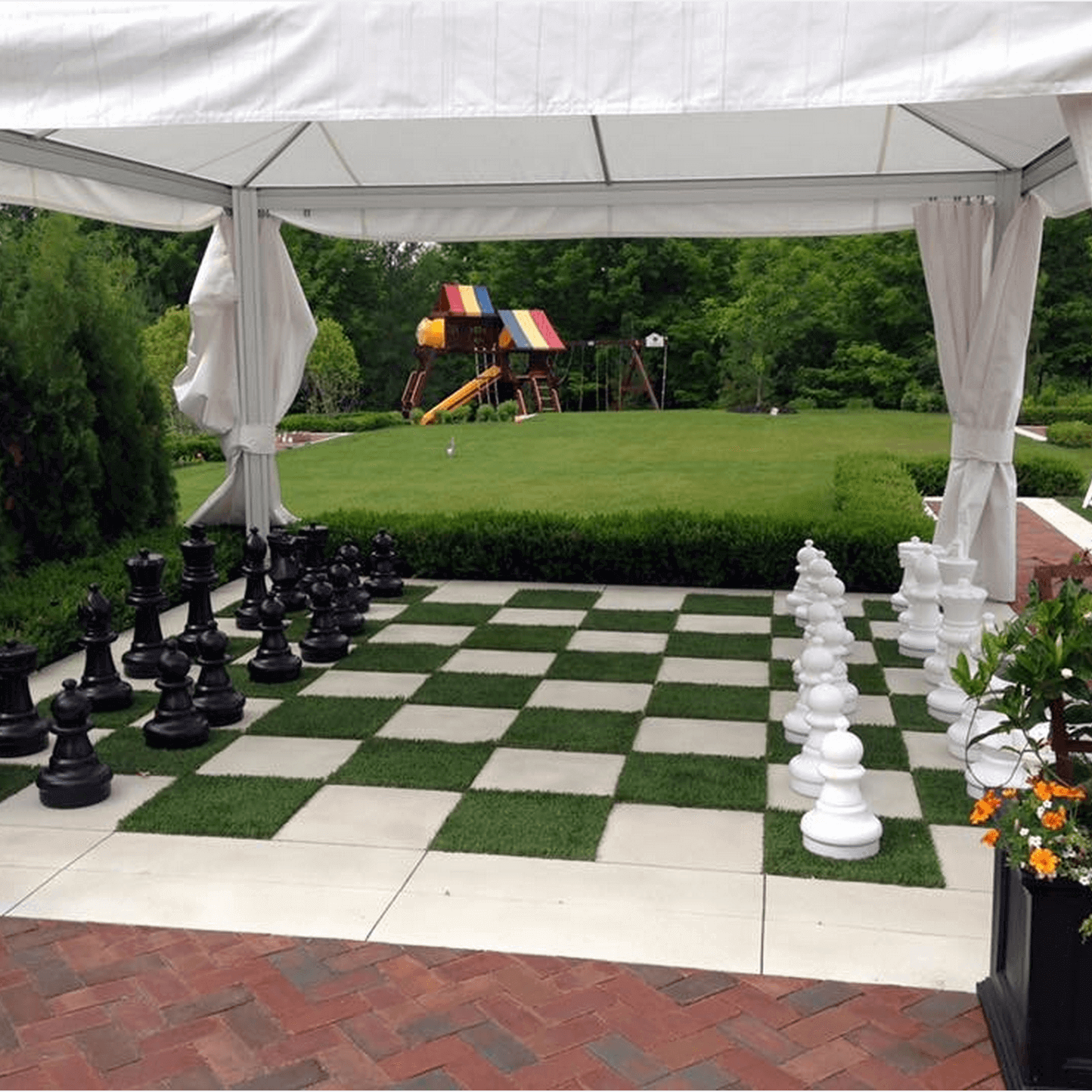 Giant Games for Weddings | MegaChess