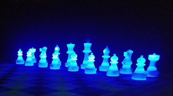 LED Chess, LED Glow Chess Set, Chess Set, Glass Chess Set - China